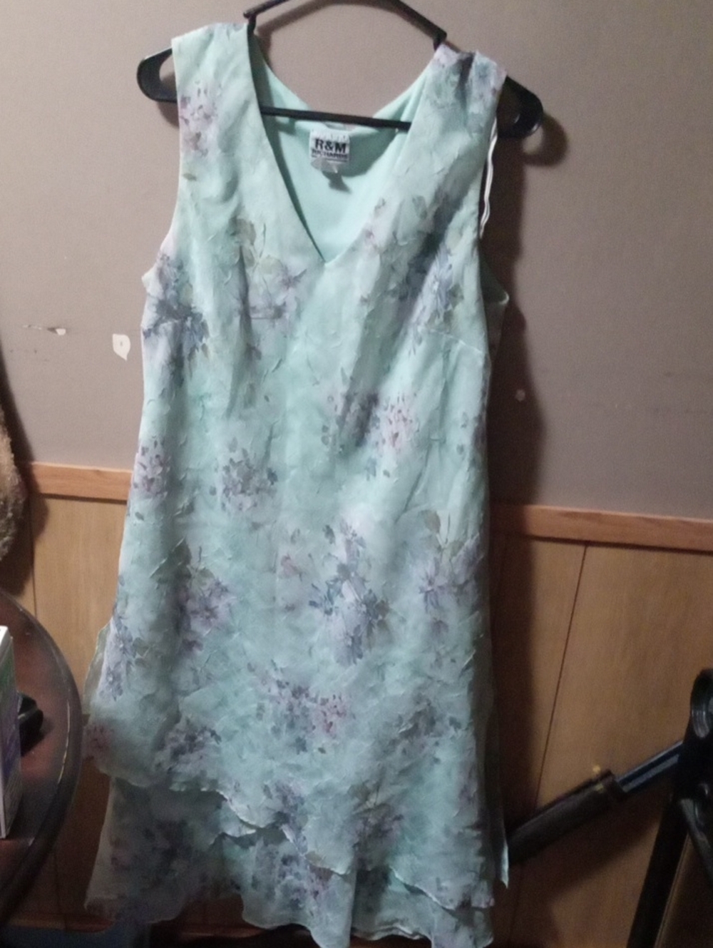 R&M Richards Mint Floral V-Neck Layered Dress